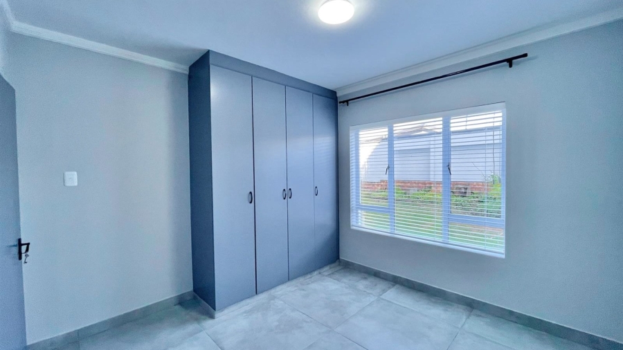 2 Bedroom Property for Sale in Reebok Western Cape
